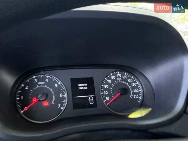 Белый Рено Мастер, объемом двигателя 2.3 л и пробегом 168 тыс. км за 20999 $, фото 12 на Automoto.ua