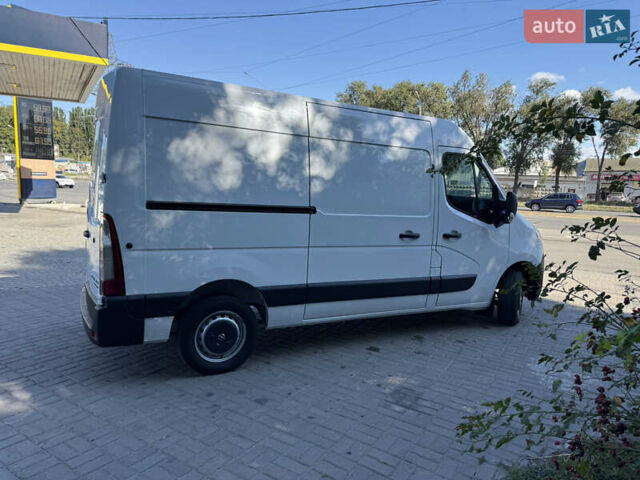 Белый Рено Мастер, объемом двигателя 0 л и пробегом 195 тыс. км за 17999 $, фото 14 на Automoto.ua