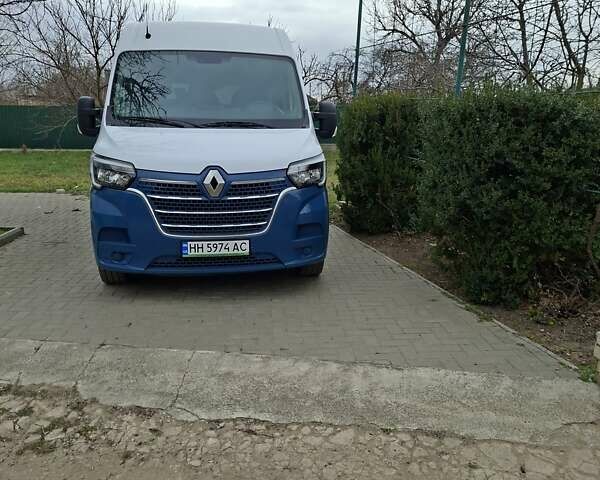 Белый Рено Мастер, объемом двигателя 2.3 л и пробегом 385 тыс. км за 19400 $, фото 7 на Automoto.ua