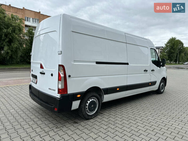 Белый Рено Мастер, объемом двигателя 2.3 л и пробегом 197 тыс. км за 19600 $, фото 13 на Automoto.ua