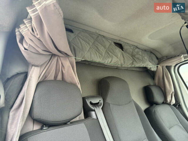 Білий Рено Мастєр, об'ємом двигуна 2.3 л та пробігом 270 тис. км за 16950 $, фото 23 на Automoto.ua