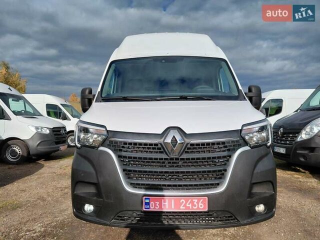 Белый Рено Мастер, объемом двигателя 2.3 л и пробегом 179 тыс. км за 19600 $, фото 3 на Automoto.ua