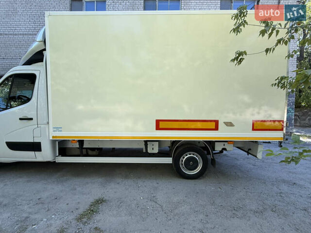 Белый Рено Мастер, объемом двигателя 0 л и пробегом 248 тыс. км за 21700 $, фото 17 на Automoto.ua