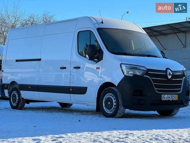 Белый Рено Мастер, объемом двигателя 0 л и пробегом 209 тыс. км за 19300 $, фото 1 на Automoto.ua