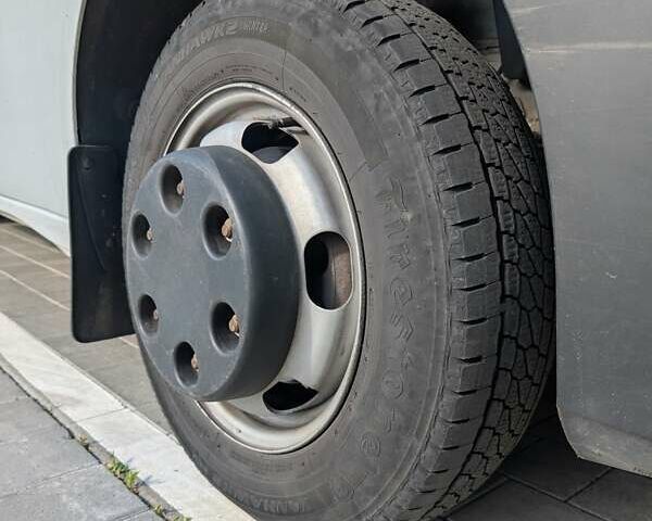 Белый Рено Мастер, объемом двигателя 2.3 л и пробегом 195 тыс. км за 23200 $, фото 27 на Automoto.ua