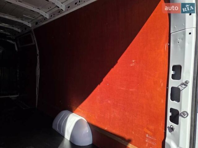 Білий Рено Мастєр, об'ємом двигуна 0 л та пробігом 192 тис. км за 22400 $, фото 26 на Automoto.ua
