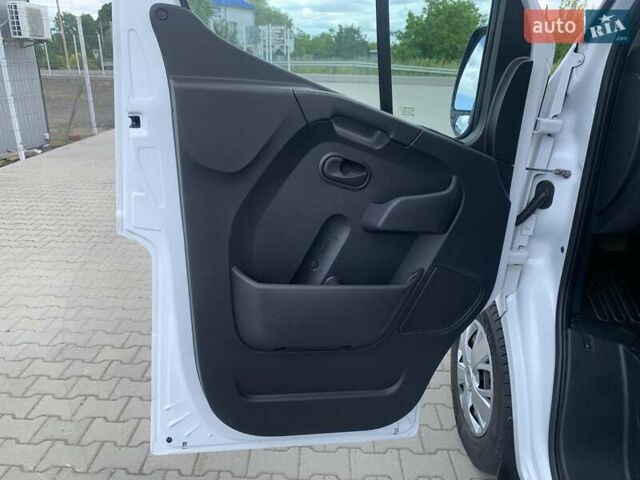 Белый Рено Мастер, объемом двигателя 2.3 л и пробегом 225 тыс. км за 21300 $, фото 89 на Automoto.ua