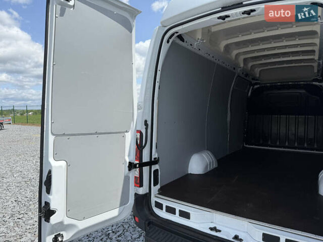 Білий Рено Мастєр, об'ємом двигуна 2.3 л та пробігом 110 тис. км за 23999 $, фото 9 на Automoto.ua