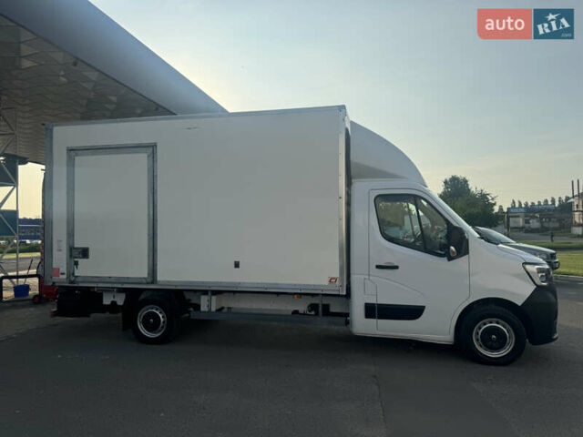 Белый Рено Мастер, объемом двигателя 2.3 л и пробегом 212 тыс. км за 23700 $, фото 8 на Automoto.ua
