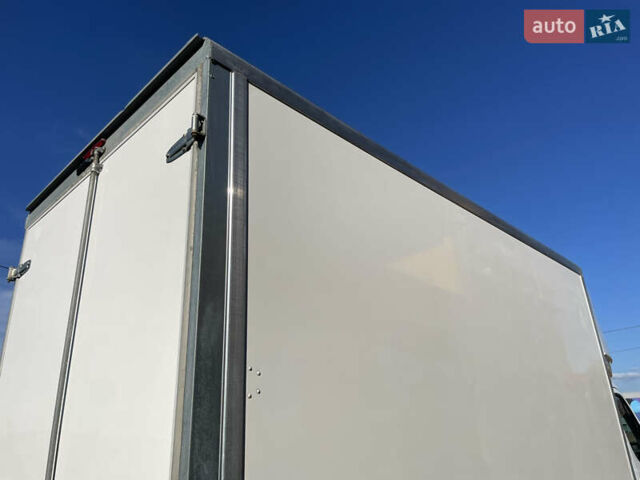 Белый Рено Мастер, объемом двигателя 2.3 л и пробегом 215 тыс. км за 23800 $, фото 26 на Automoto.ua