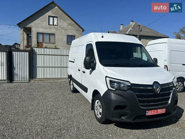 Белый Рено Мастер, объемом двигателя 0 л и пробегом 150 тыс. км за 17800 $, фото 2 на Automoto.ua