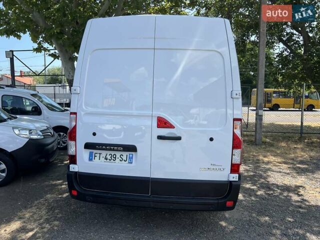 Белый Рено Мастер, объемом двигателя 2.3 л и пробегом 168 тыс. км за 20999 $, фото 6 на Automoto.ua