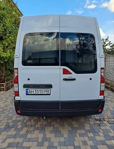 Білий Рено Мастєр, об'ємом двигуна 2.3 л та пробігом 287 тис. км за 18000 $, фото 1 на Automoto.ua