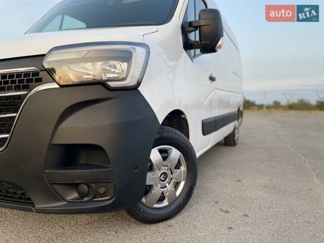 Белый Рено Мастер, объемом двигателя 2.3 л и пробегом 180 тыс. км за 18700 $, фото 14 на Automoto.ua