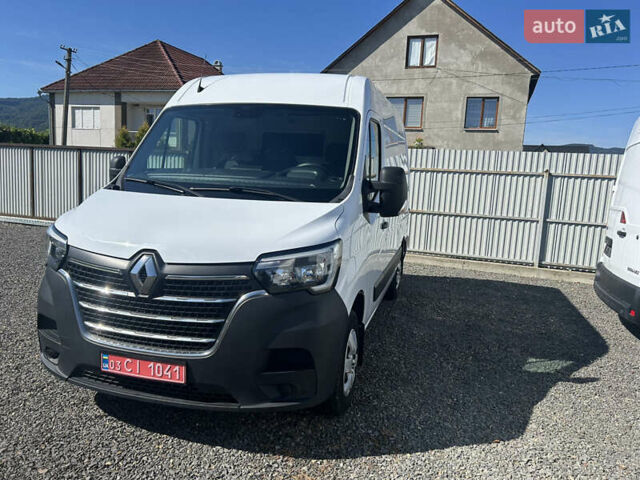 Белый Рено Мастер, объемом двигателя 0 л и пробегом 150 тыс. км за 17800 $, фото 1 на Automoto.ua