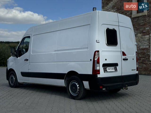 Белый Рено Мастер, объемом двигателя 2.3 л и пробегом 280 тыс. км за 16500 $, фото 5 на Automoto.ua