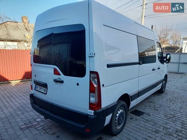 Белый Рено Мастер, объемом двигателя 2.3 л и пробегом 208 тыс. км за 19500 $, фото 9 на Automoto.ua