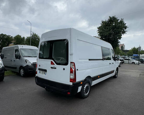Белый Рено Мастер, объемом двигателя 2.3 л и пробегом 215 тыс. км за 21500 $, фото 11 на Automoto.ua