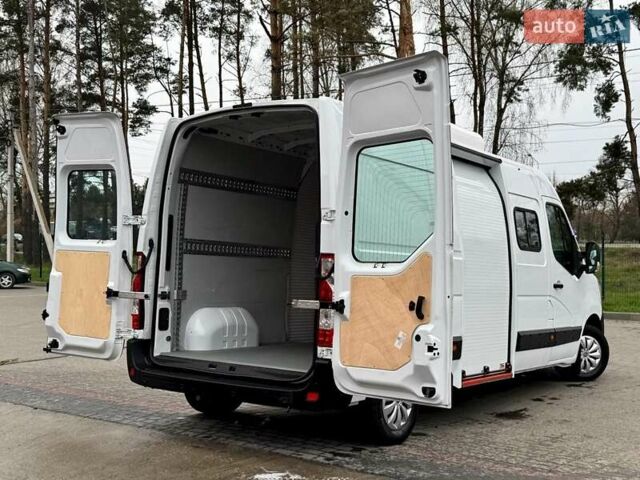 Белый Рено Мастер, объемом двигателя 2.3 л и пробегом 229 тыс. км за 16949 $, фото 14 на Automoto.ua
