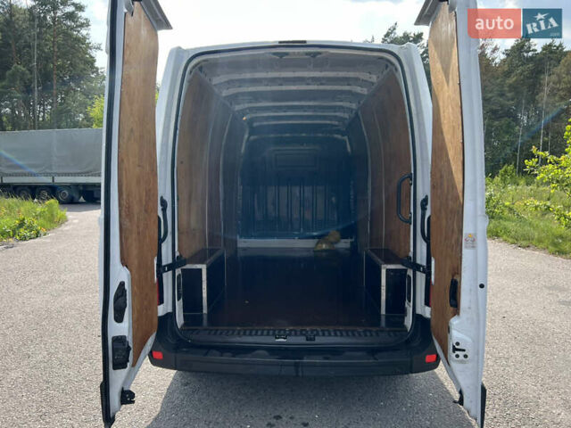 Белый Рено Мастер, объемом двигателя 2.3 л и пробегом 281 тыс. км за 18500 $, фото 20 на Automoto.ua