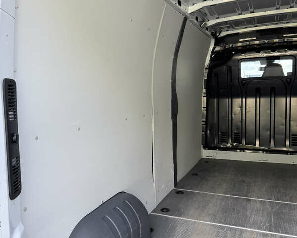 Білий Рено Мастєр, об'ємом двигуна 2.3 л та пробігом 174 тис. км за 20900 $, фото 63 на Automoto.ua