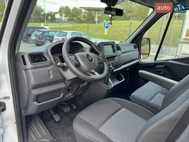 Белый Рено Мастер, объемом двигателя 2.3 л и пробегом 280 тыс. км за 18300 $, фото 38 на Automoto.ua