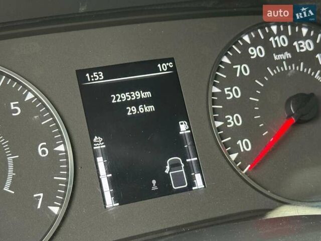 Белый Рено Мастер, объемом двигателя 2.3 л и пробегом 229 тыс. км за 16949 $, фото 42 на Automoto.ua
