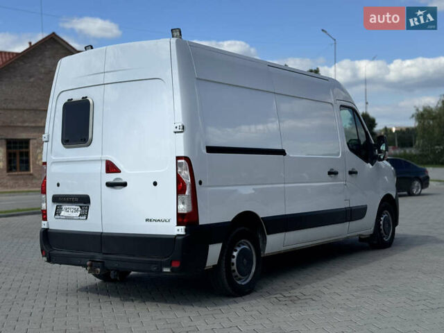 Белый Рено Мастер, объемом двигателя 2.3 л и пробегом 280 тыс. км за 16500 $, фото 3 на Automoto.ua