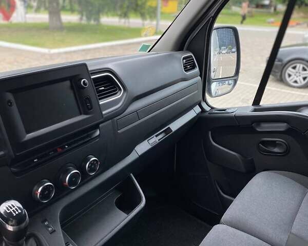 Белый Рено Мастер, объемом двигателя 2.3 л и пробегом 198 тыс. км за 17450 $, фото 15 на Automoto.ua
