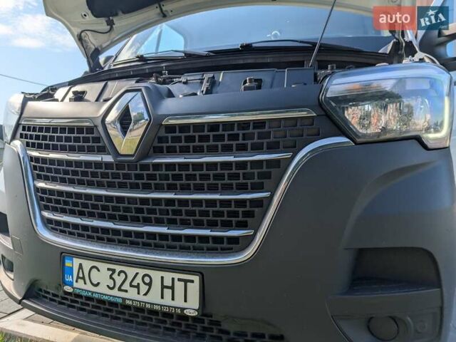 Белый Рено Мастер, объемом двигателя 2.3 л и пробегом 195 тыс. км за 23200 $, фото 25 на Automoto.ua