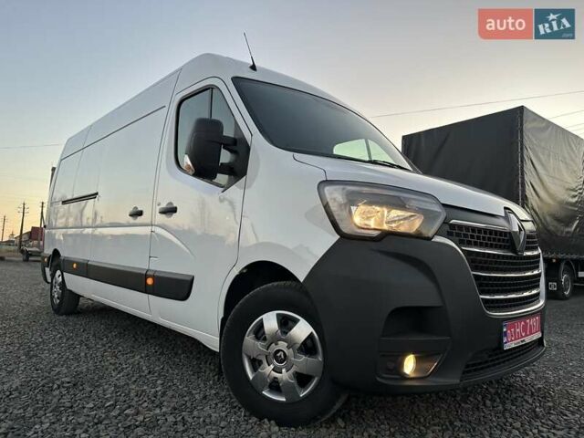 Белый Рено Мастер, объемом двигателя 2.3 л и пробегом 200 тыс. км за 17200 $, фото 1 на Automoto.ua