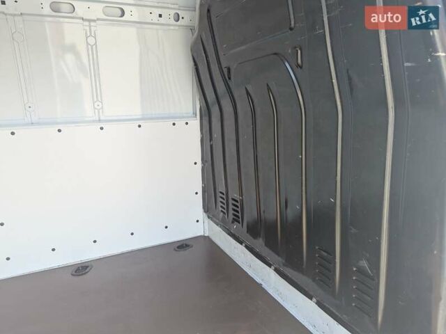 Білий Рено Мастєр, об'ємом двигуна 2.3 л та пробігом 176 тис. км за 18300 $, фото 18 на Automoto.ua