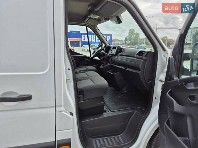 Белый Рено Мастер, объемом двигателя 2.3 л и пробегом 160 тыс. км за 20300 $, фото 30 на Automoto.ua