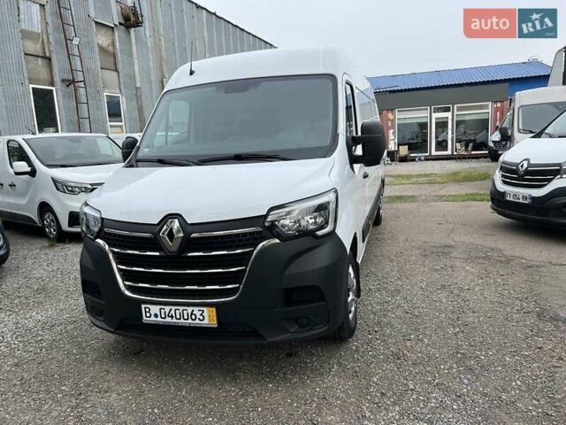 Белый Рено Мастер, объемом двигателя 2.3 л и пробегом 239 тыс. км за 20999 $, фото 2 на Automoto.ua