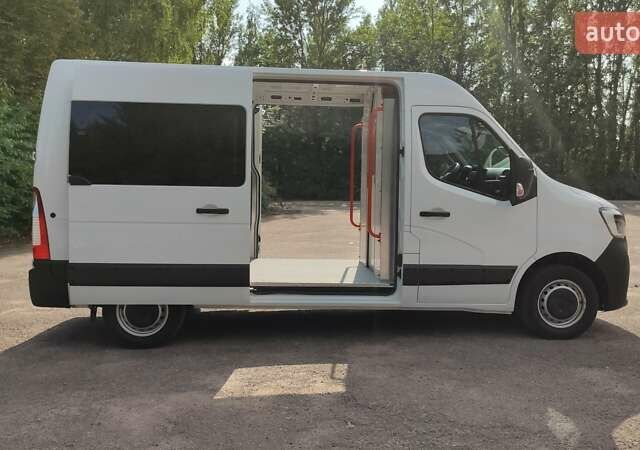 Белый Рено Мастер, объемом двигателя 2.3 л и пробегом 238 тыс. км за 17350 $, фото 35 на Automoto.ua