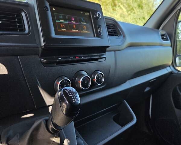 Білий Рено Мастєр, об'ємом двигуна 0 л та пробігом 192 тис. км за 22400 $, фото 14 на Automoto.ua
