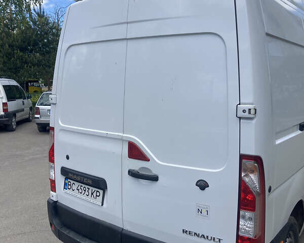 Белый Рено Мастер, объемом двигателя 2.3 л и пробегом 430 тыс. км за 14500 $, фото 4 на Automoto.ua