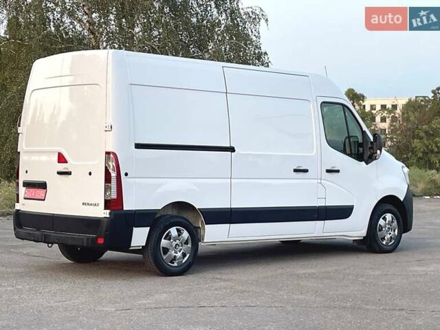 Белый Рено Мастер, объемом двигателя 2.3 л и пробегом 180 тыс. км за 18900 $, фото 7 на Automoto.ua