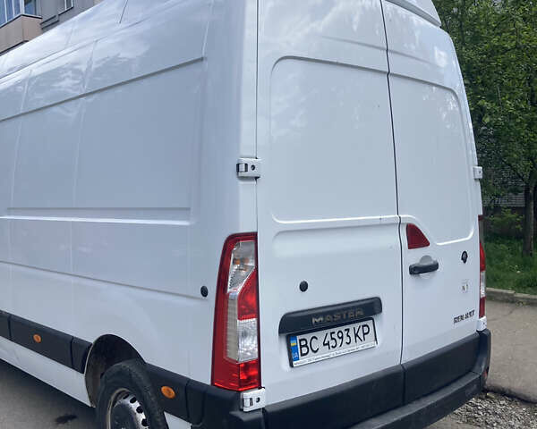 Белый Рено Мастер, объемом двигателя 2.3 л и пробегом 430 тыс. км за 14500 $, фото 3 на Automoto.ua