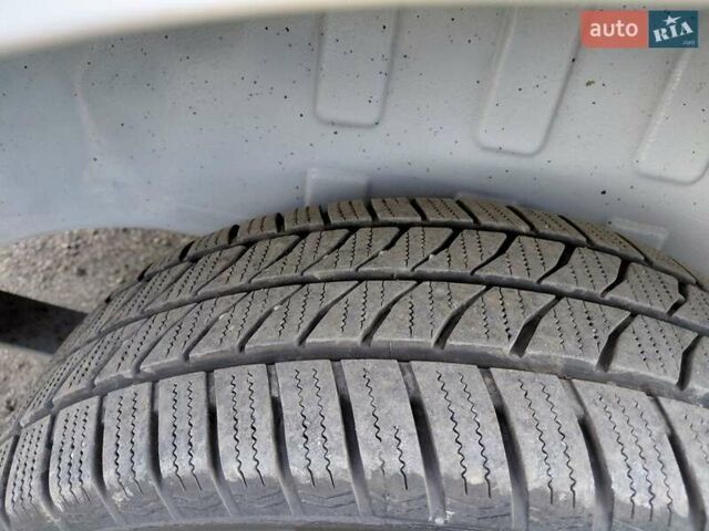 Белый Рено Мастер, объемом двигателя 2.3 л и пробегом 179 тыс. км за 19600 $, фото 68 на Automoto.ua