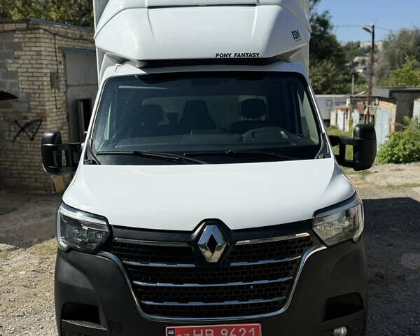 Белый Рено Мастер, объемом двигателя 0 л и пробегом 248 тыс. км за 21700 $, фото 70 на Automoto.ua