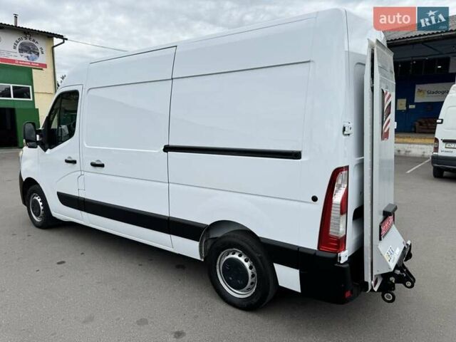 Білий Рено Мастєр, об'ємом двигуна 2.3 л та пробігом 257 тис. км за 18900 $, фото 9 на Automoto.ua