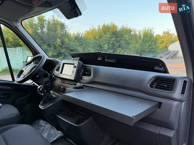 Білий Рено Мастєр, об'ємом двигуна 0 л та пробігом 175 тис. км за 19100 $, фото 68 на Automoto.ua