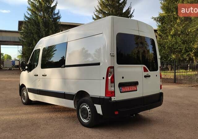 Белый Рено Мастер, объемом двигателя 2.3 л и пробегом 237 тыс. км за 17700 $, фото 4 на Automoto.ua