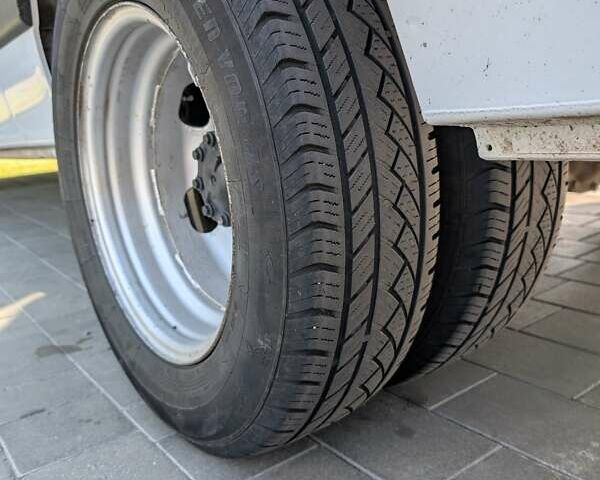 Белый Рено Мастер, объемом двигателя 2.3 л и пробегом 195 тыс. км за 23200 $, фото 29 на Automoto.ua