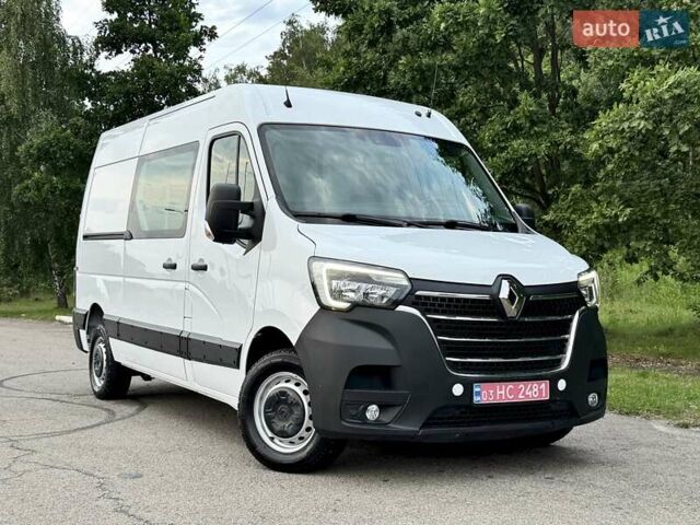 Белый Рено Мастер, объемом двигателя 2.3 л и пробегом 260 тыс. км за 17700 $, фото 3 на Automoto.ua