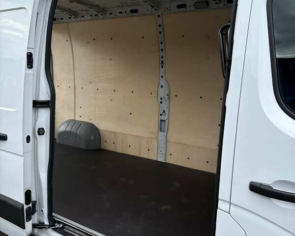 Белый Рено Мастер, объемом двигателя 2.3 л и пробегом 125 тыс. км за 19500 $, фото 5 на Automoto.ua