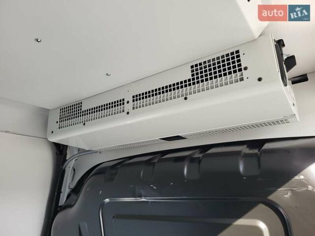 Белый Рено Мастер, объемом двигателя 2.3 л и пробегом 275 тыс. км за 21900 $, фото 35 на Automoto.ua
