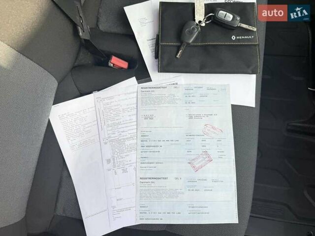 Белый Рено Мастер, объемом двигателя 2.3 л и пробегом 219 тыс. км за 21900 $, фото 54 на Automoto.ua