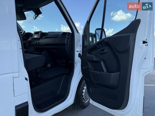 Білий Рено Мастєр, об'ємом двигуна 2.3 л та пробігом 187 тис. км за 25100 $, фото 32 на Automoto.ua